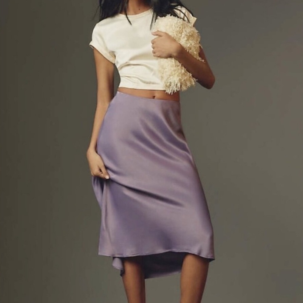 Elegant Lavender Midi Skirt